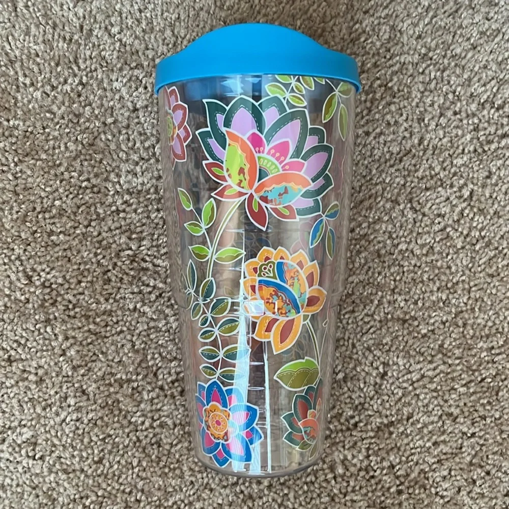 Tervis Floral Tumbler - Picture 2 of 6